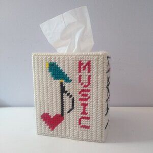 Music themed Tissue Box - crochet style/plastic canvas